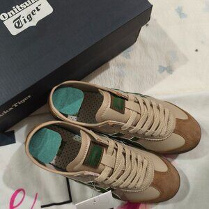 Onitsuka Tiger Comfort Walking Shoes